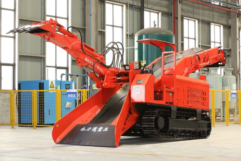 矿用履带式扒渣机